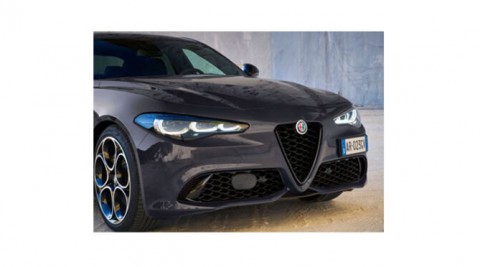 ジュリア・ステルヴィオ 頭金サポートを実施中